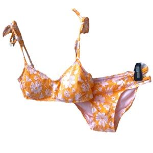 NWOT Xhilaration Orange White Floral Textured 2-PC Two Piece Convertible Bikini
